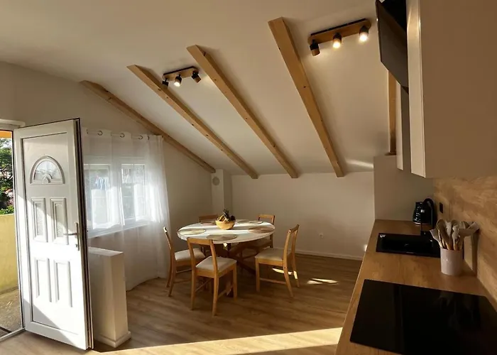 Apartment Korenat